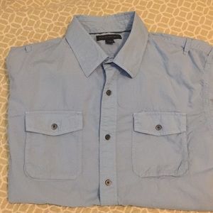 Men’s BR button down casual shirt.